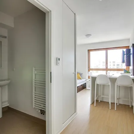 Apparteo Aparthotel 3*